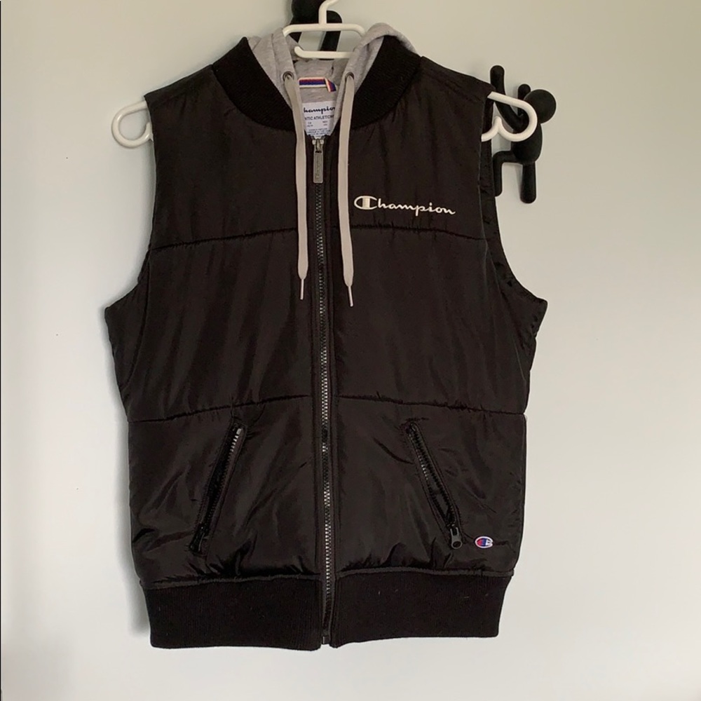 Champion vest